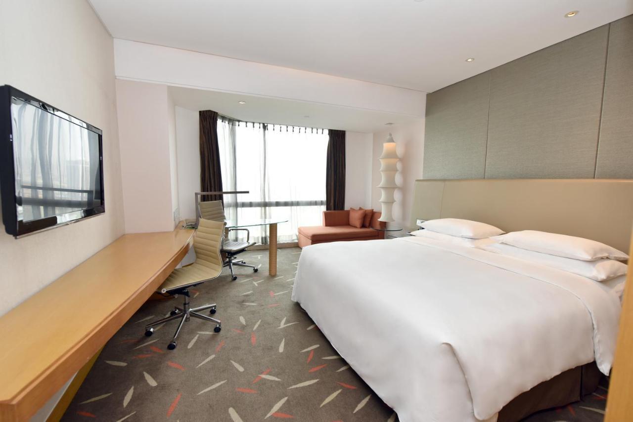 Crowne Plaza Zhongshan Wing On City By Ihg Ngoại thất bức ảnh